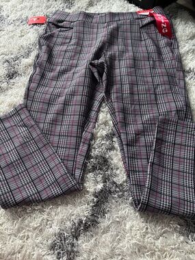 MAZE Gray Plaid Scuba Pants with Pink Windowpane